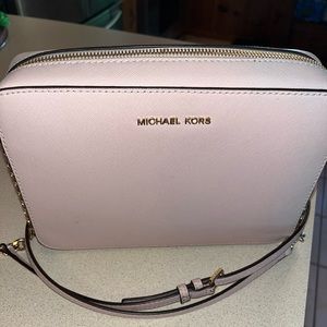 Micheal Kors Crossbody bag